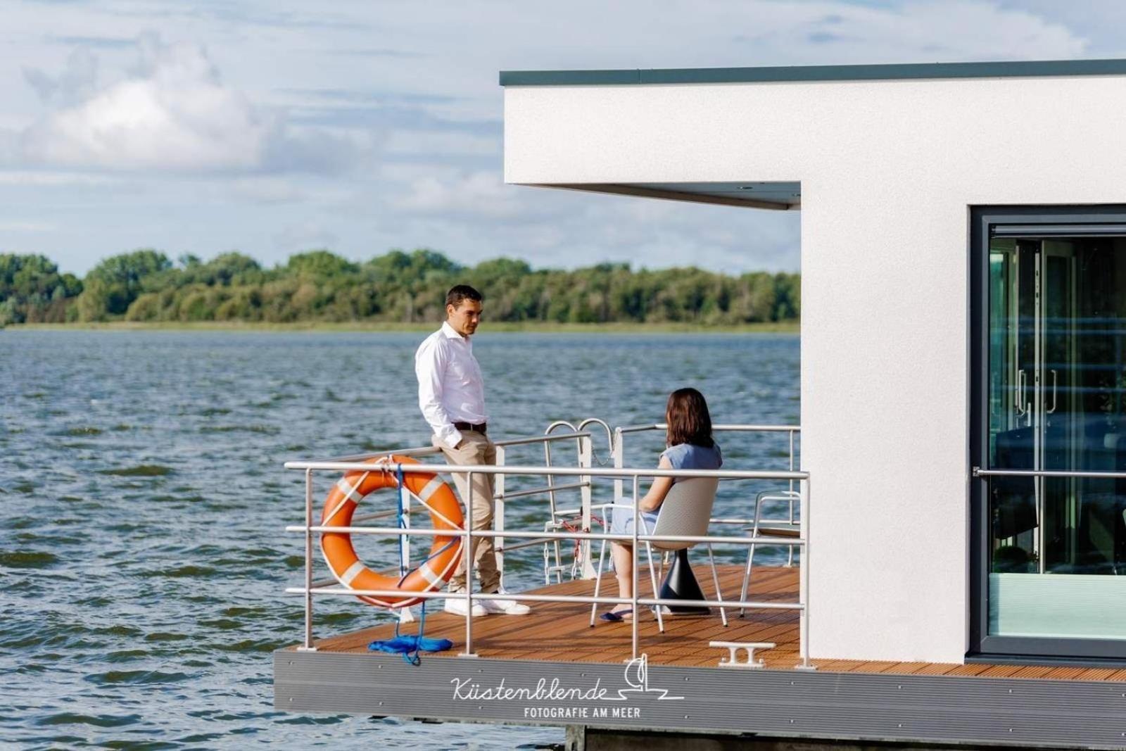 Hotel Hausboot Kranichnest Ribnitz-Damgarten Esterno foto