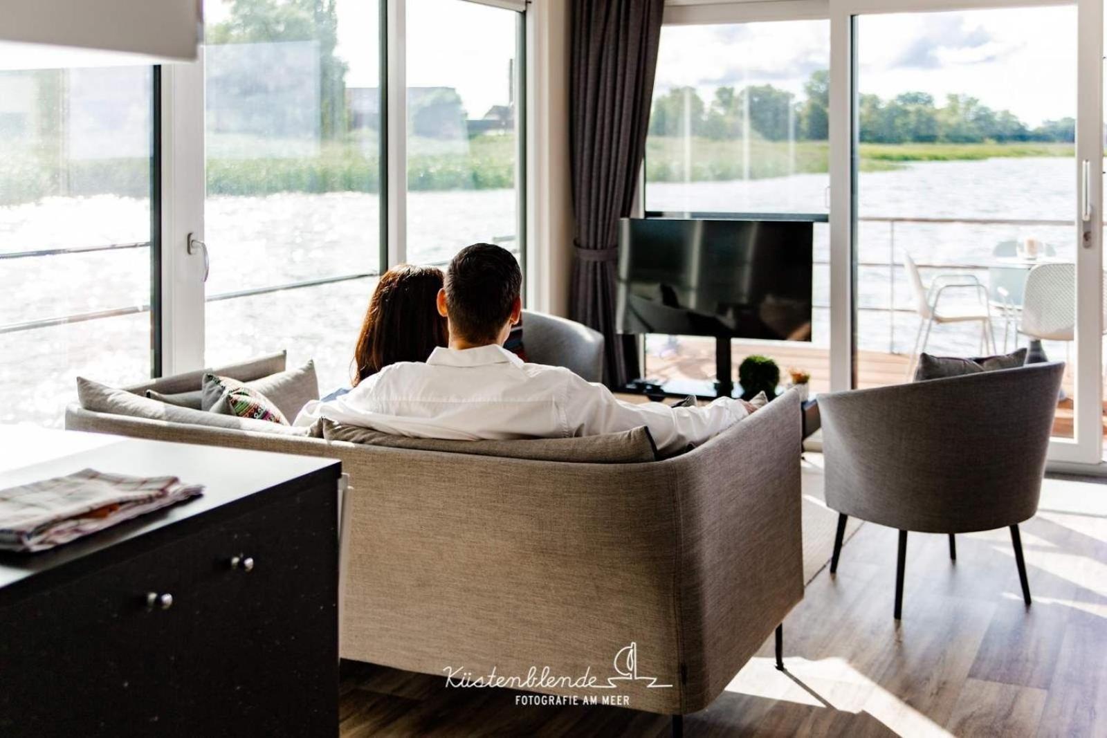 Hotel Hausboot Kranichnest Ribnitz-Damgarten Esterno foto